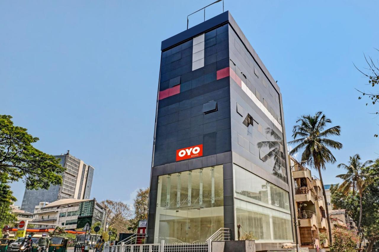 Oyo Townhouse 251 Richmond Circle Hotel Bangalore Eksteriør billede